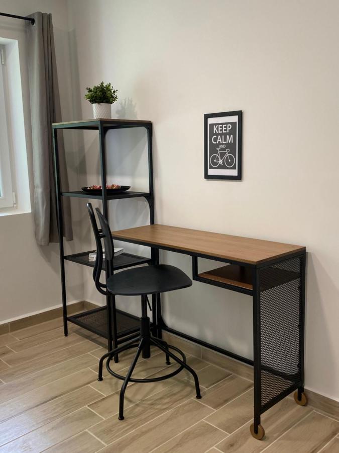 Bike & Fun Apartments - Balatonakarattya Luaran gambar